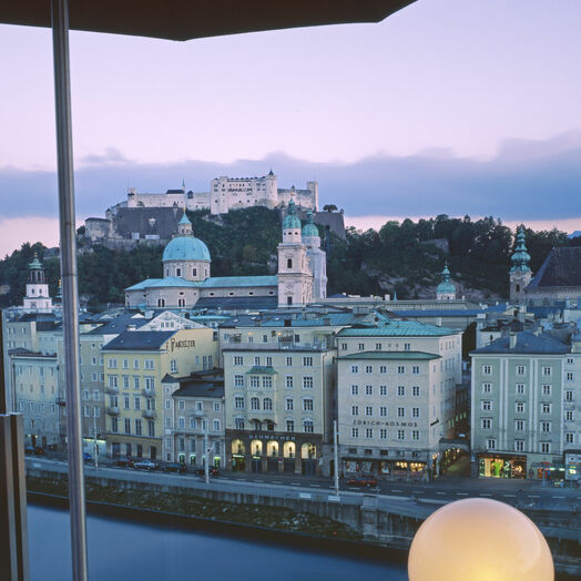 Blick auf Salzburg von der "Steinterrasse"